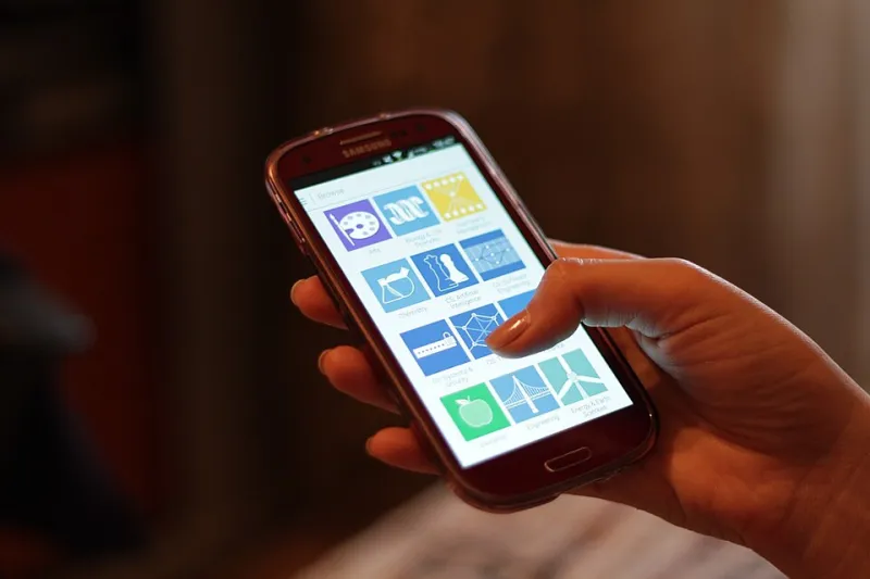 Spinning Your Way to a Side Hustle: The Real Numbers Behind Wheel-Based Earning Apps